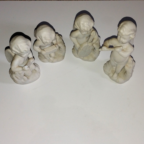 Other - Vtg - Set of 4 Angel Figurines